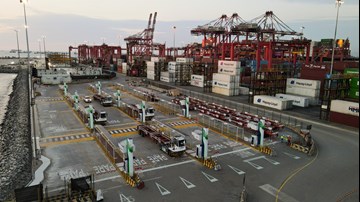 Fleet of 20 electric Terberg terminal tractors......